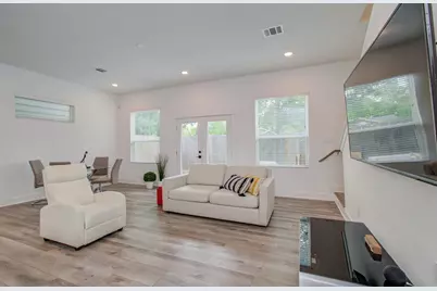 970 Highland Sound Lane, Houston, TX 77091 - Photo 12
