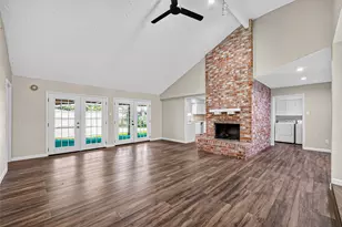 711 Leicester Ln, Houston, TX 77034 - Photo 1