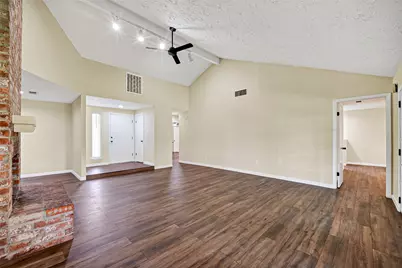 711 Leicester Lane, Houston, TX 77034 - Photo 12