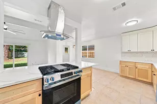 2413 Shadowdale Dr, Houston, TX 77043 - Photo 16