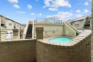 2218 Hopkins St, Houston, TX 77006 - Photo 10