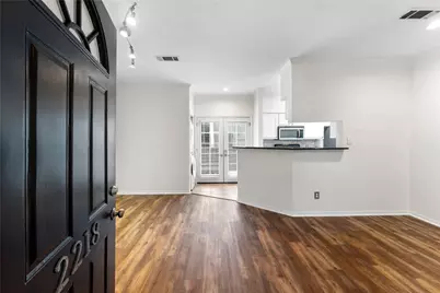 2218 Hopkins Street #2218, Houston, TX 77006 - Photo 2