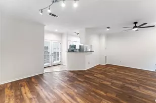 2218 Hopkins St, Houston, TX 77006 - Photo 8
