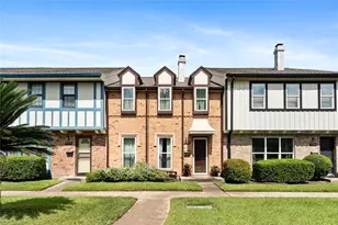 2334 Triway Ln, Houston, TX 77043 - Photo 2