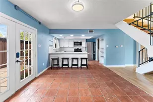 2334 Triway Ln, Houston, TX 77043 - Photo 10