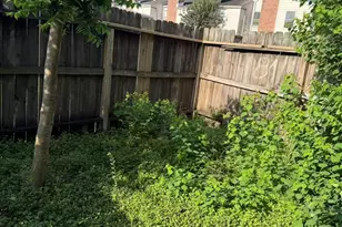 10075 Westpark Dr, Houston, TX 77042 - Photo 8
