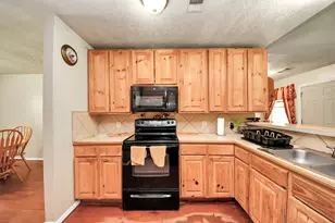 121 Elendor Dr, Cleveland, TX 77328 - Photo 24