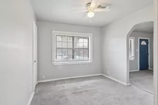9029 Homewood Ln, Houston, TX 77078 - Photo 12