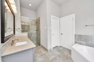 6243 Garden Lakes Ln, Sugar Land, TX 77479 - Photo 16