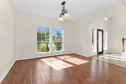 2 Lulach Circle, Conroe, TX 77301 - Photo 6
