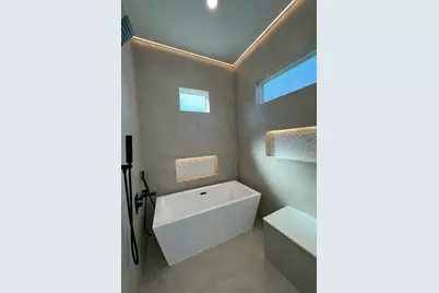 328 Janisch #D, Houston, TX 77018 - Photo 26