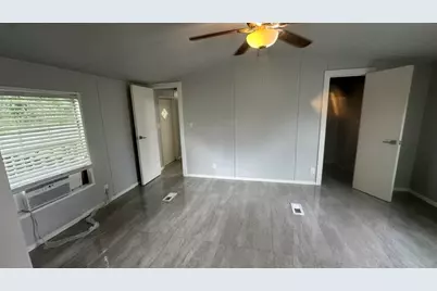 7535 Nodding Pines Lane #C, Houston, TX 77044 - Photo 8