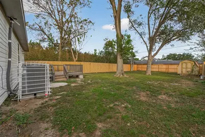 2723 Castledale Drive, Houston, TX 77093 - Photo 34