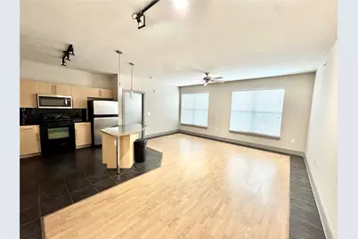 3660 Richmond Avenue #301, Houston, TX 77046 - Photo 2