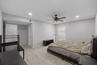 7900 Westheimer Road #241, Houston, TX 77063 - Photo 12