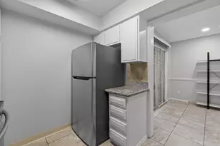 7900 Westheimer Rd, Houston, TX 77063 - Photo 8