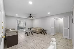 7900 Westheimer Rd, Houston, TX 77063 - Photo 2