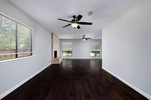 1 Ground Brier Ct, The Woodlands, TX 77381 - Photo 14