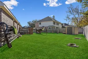 18235 Memorial Spring Ct, Tomball, TX 77375 - Photo 18