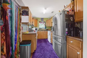 1008 E Houston St, Highlands, TX 77562 - Photo 12