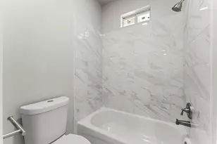 8153 Crestview Dr, Houston, TX 77028 - Photo 22