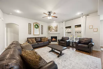 13124 Morning Villa Drive, Texas City, TX 77568 - Photo 4