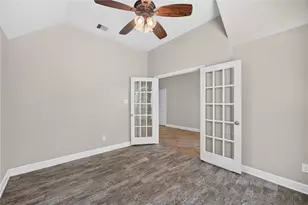 6302 Falling Briar Lane, Sugar Land, TX 77479 - Photo 8
