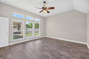 6302 Falling Briar Lane, Sugar Land, TX 77479 - Photo 38