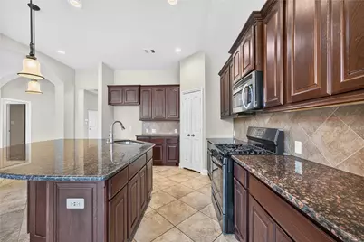 6302 Falling Briar Lane, Sugar Land, TX 77479 - Photo 28
