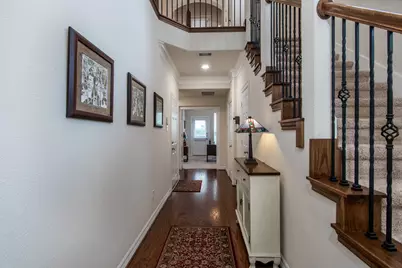 10602 Enclave Shadows Court, Houston, TX 77043 - Photo 12