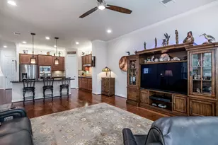 10602 Enclave Shadows Ct, Houston, TX 77043 - Photo 20