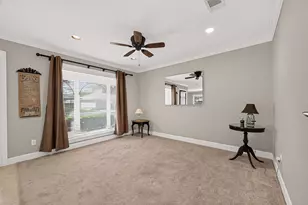31 Champions Colony E, Houston, TX 77069 - Photo 6