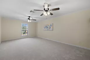 1400 Oak Hollow Dr, Dickinson, TX 77539 - Photo 32