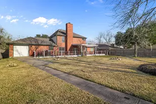 1400 Oak Hollow Dr, Dickinson, TX 77539 - Photo 48
