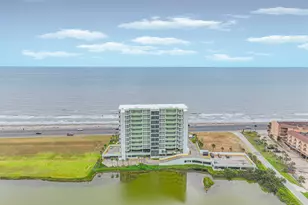 9420 Seawall Blvd, Galveston, TX 77554 - Photo 2