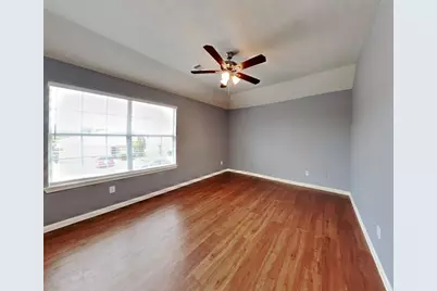 8578 Chaletford Drive, Houston, TX 77044 - Photo 8