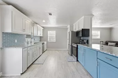 625 Shadylawn Street, Shoreacres, TX 77571 - Photo 8
