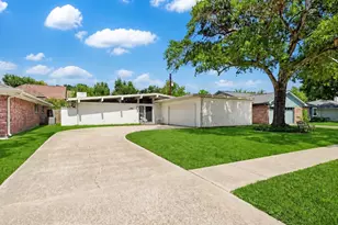 12810 Westmere Dr, Houston, TX 77077 - Photo 1
