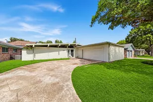 12810 Westmere Dr, Houston, TX 77077 - Photo 8