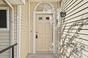 3317 Golden Trails Dr, Houston, TX 77345 - Photo 2