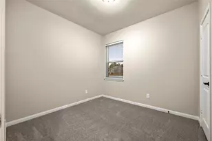 8957 Oval Glass St, Conroe, TX 77304 - Photo 12