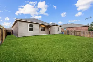 8957 Oval Glass St, Conroe, TX 77304 - Photo 30