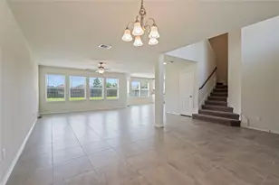 615 Liberty Pines Ln, La Marque, TX 77568 - Photo 6