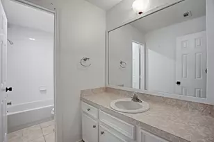319 Moore St, Tomball, TX 77375 - Photo 12