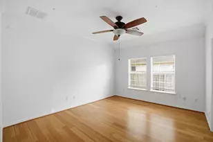 319 Moore St, Tomball, TX 77375 - Photo 8