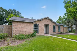 706 Buoy Rd, Houston, TX 77062 - Photo 2