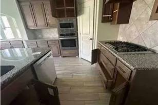 1721 Emma Pearl Ln, Little Elm, TX 75068 - Photo 10