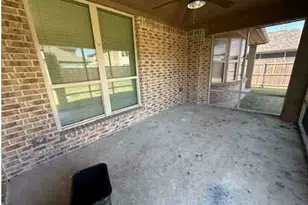 1721 Emma Pearl Ln, Little Elm, TX 75068 - Photo 4