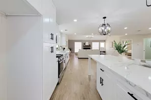17502 Glenmark Dr, Houston, TX 77084 - Photo 6
