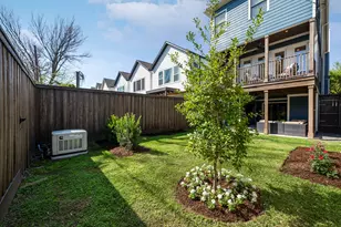 826 E 24th St, Houston, TX 77009 - Photo 36